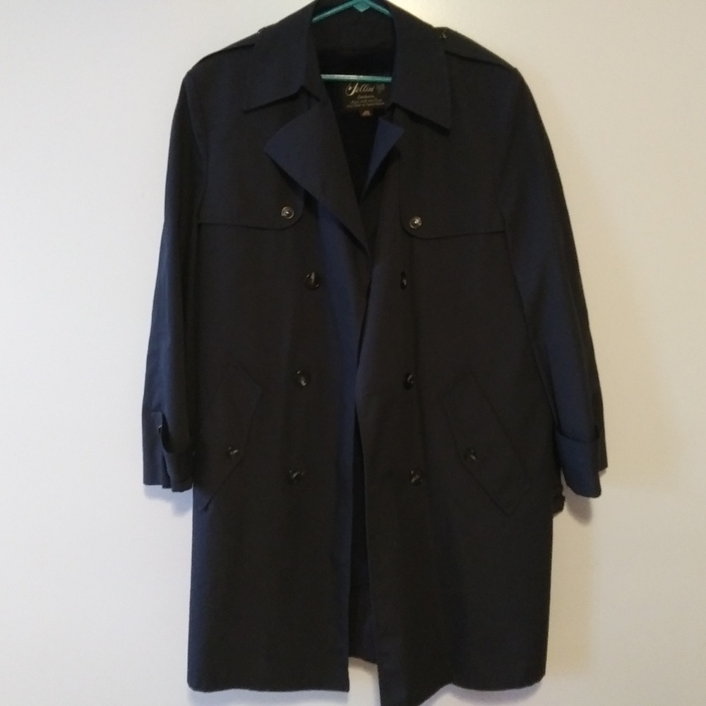 Fellini belted trench coat with zip out lining